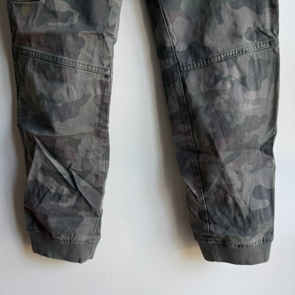Camo Jogger Pants – Size XS (Kids 14) - Picture 4 of 13